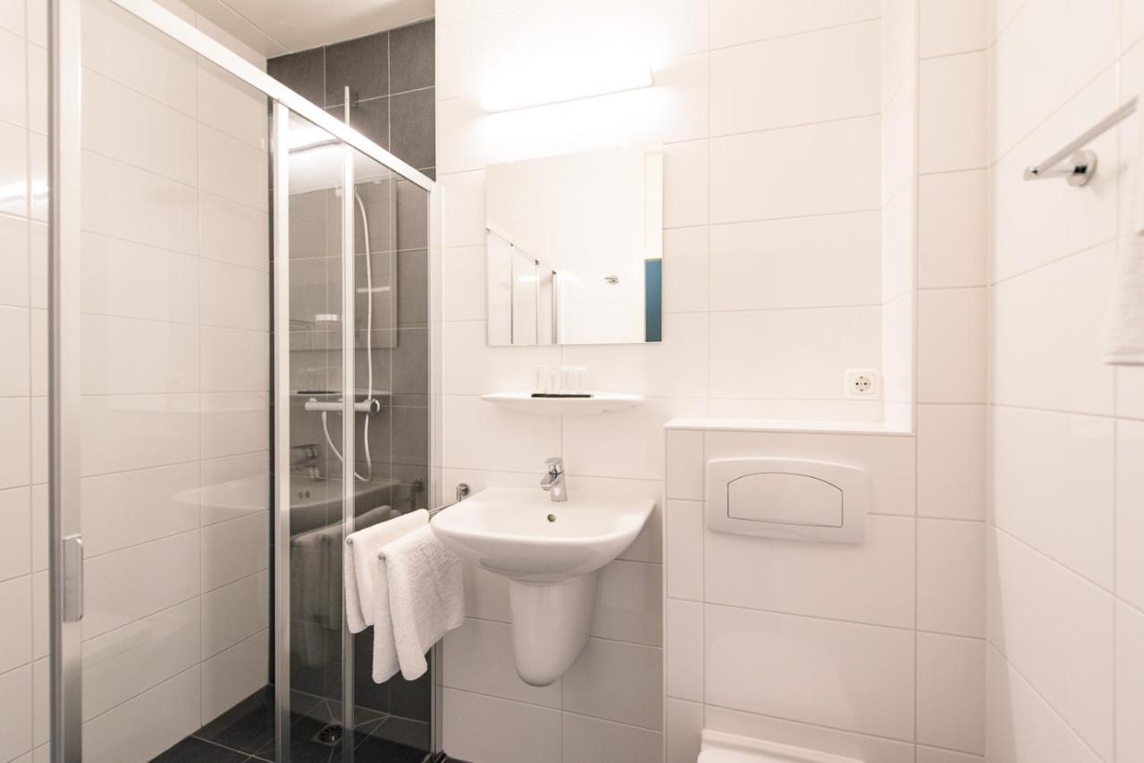 Hotel Hofker Nes  Εξωτερικό φωτογραφία